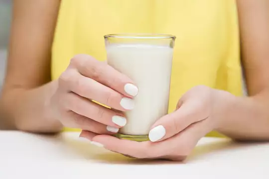 Buttermilk provides some other significant health benefits