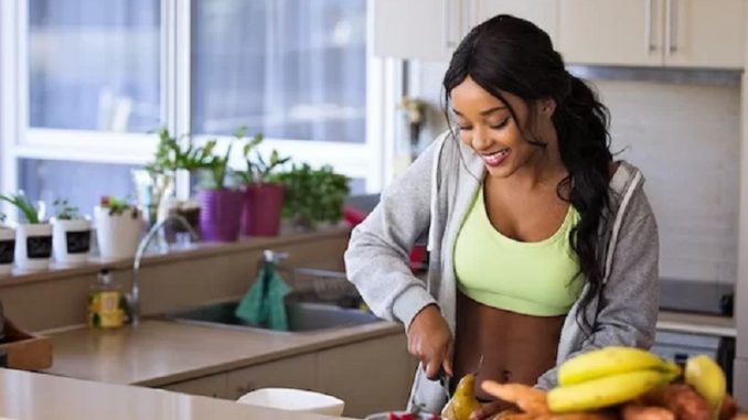 7 Tips to Help You Start Living Healthy In 2023