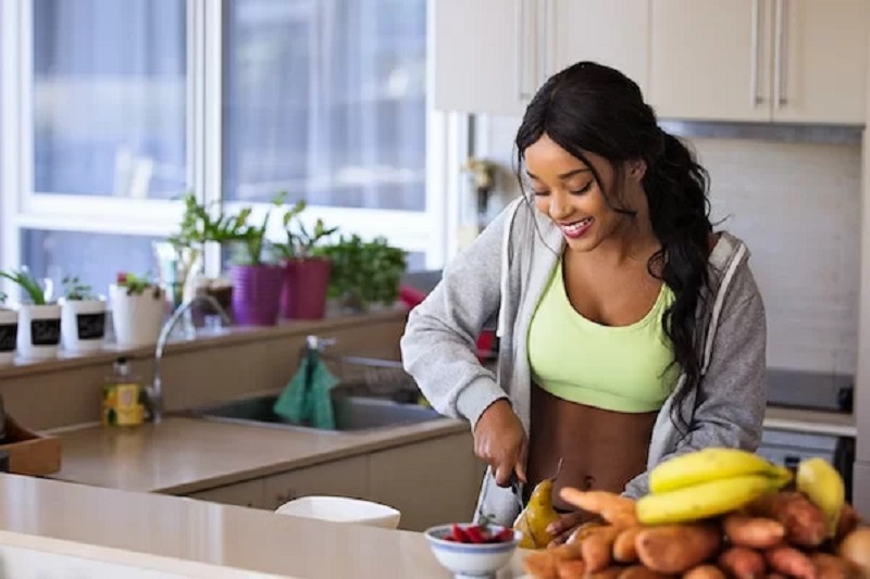 7 Tips to Help You Start Living Healthy In 2023